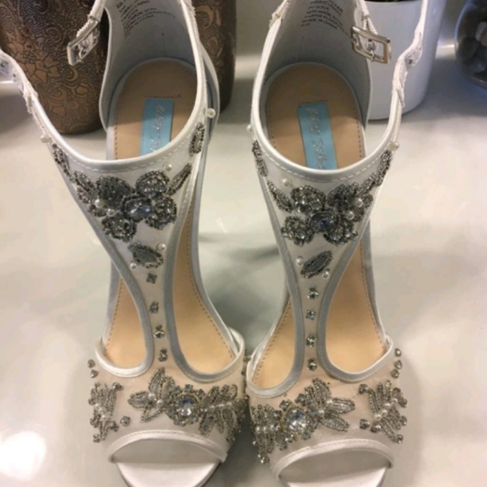 Betsy Johnson Dress shoes